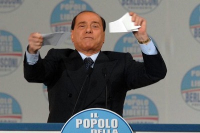 il nano strappa il programma del pd